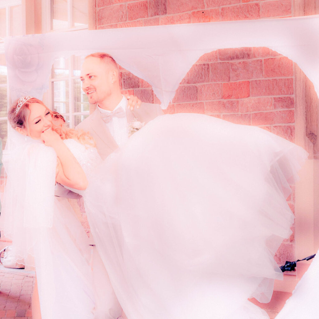 Hochzeitsfotograf Heidelberg - Brautpaar vor dem Standesamt -Primary 008_FancyWeddings